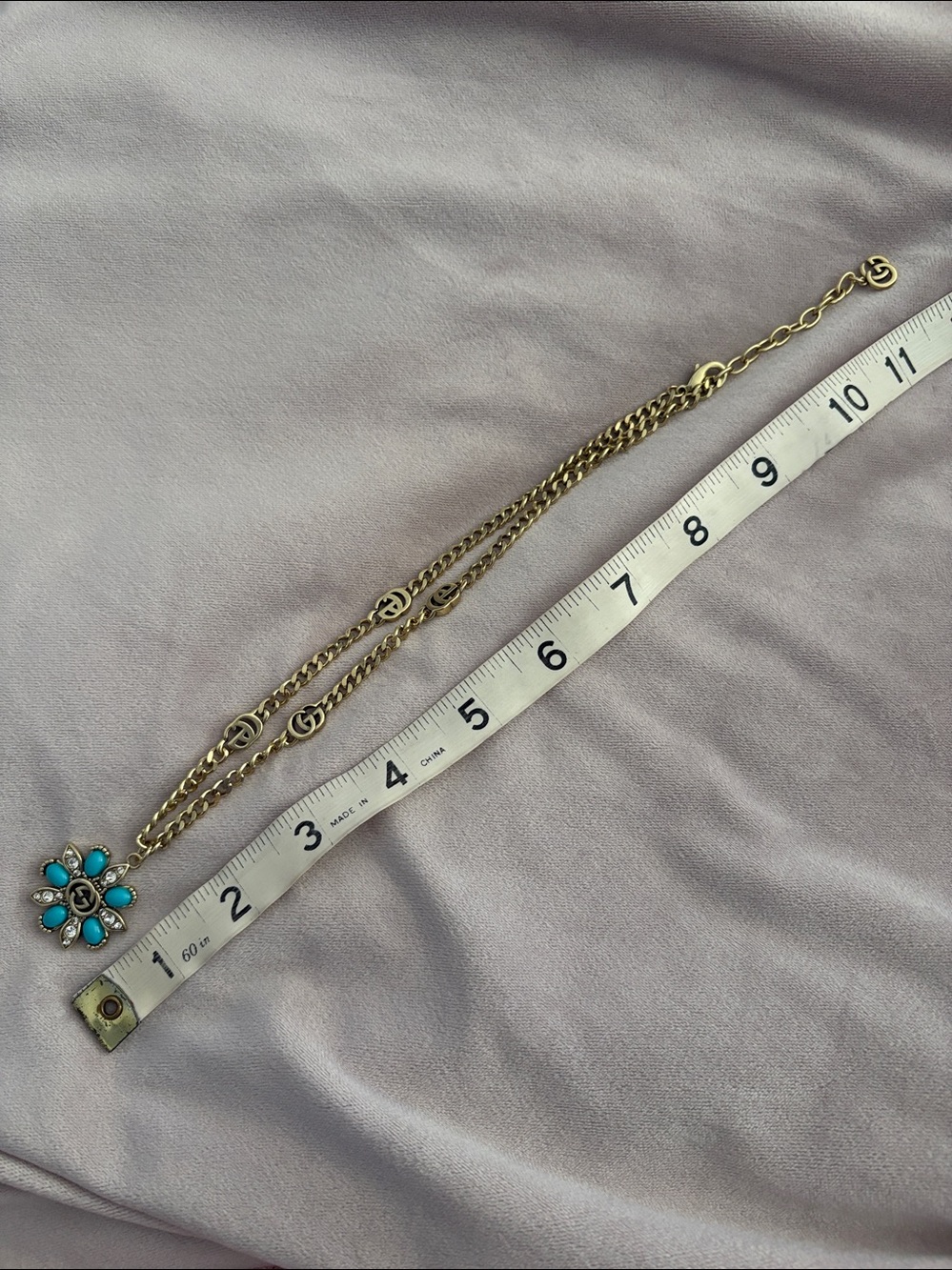 Gucci Old Gold-Tone Necklace with Turquoise Flower Motif - Picture 5 of 7